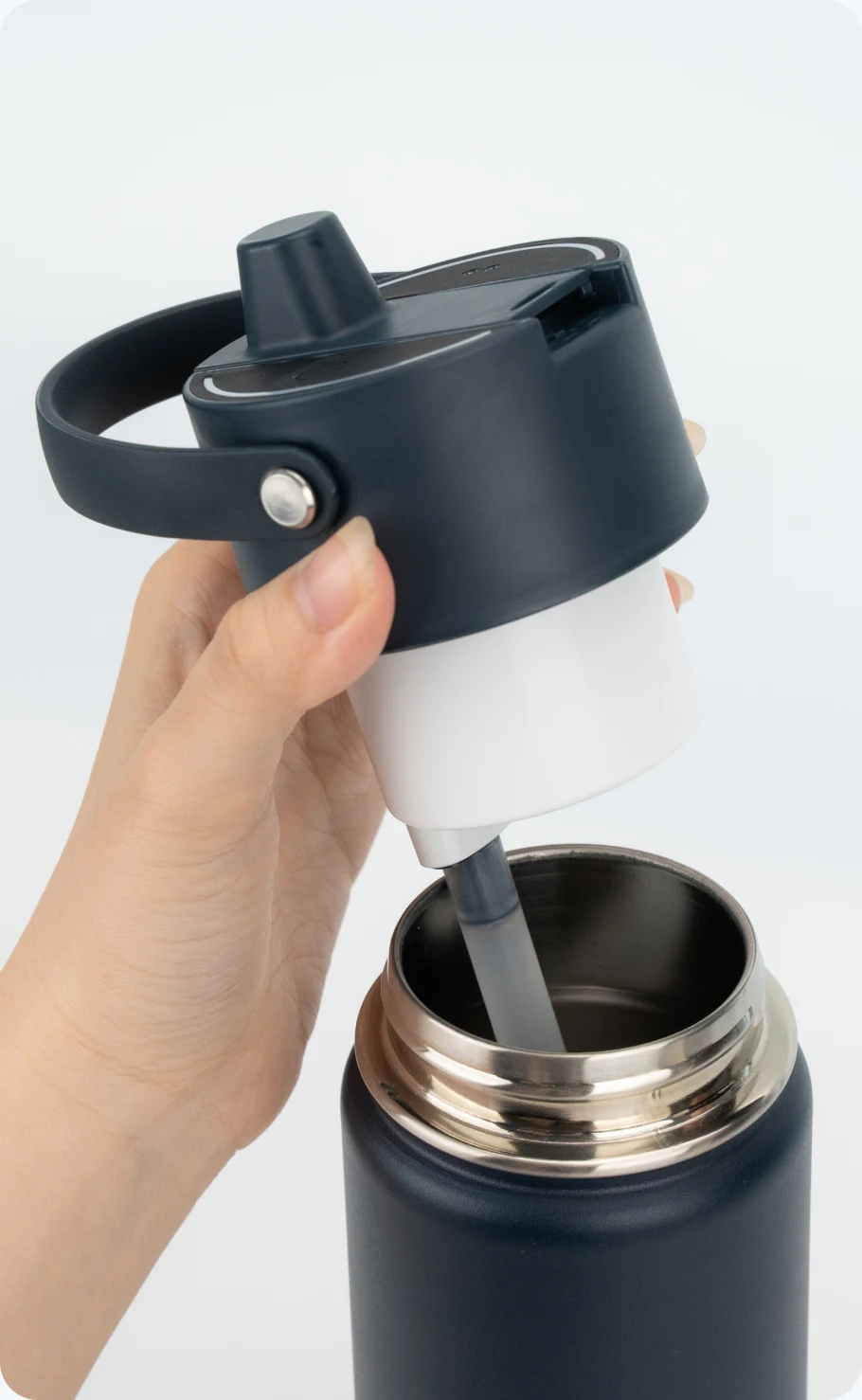 Beam+ bottle with water splash